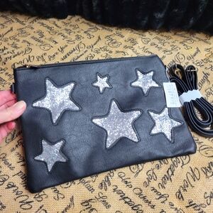 🛒🛍️💥NWT Jean Marie's star faux leather crossbody bag black silver star